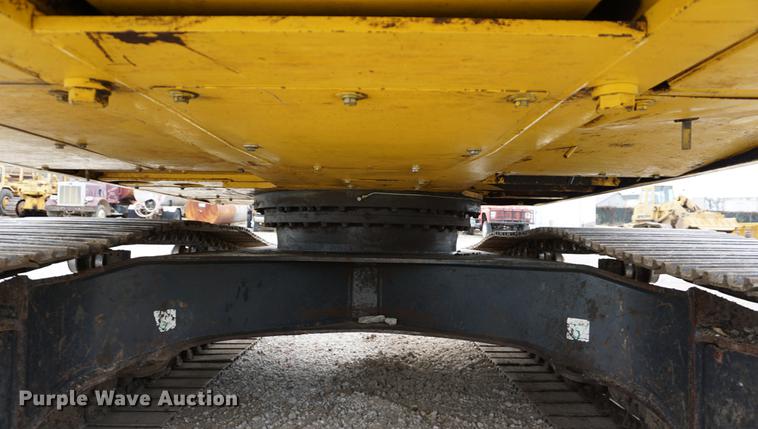 image for item K5823 2013 Komatsu PC240LC-10 excavator