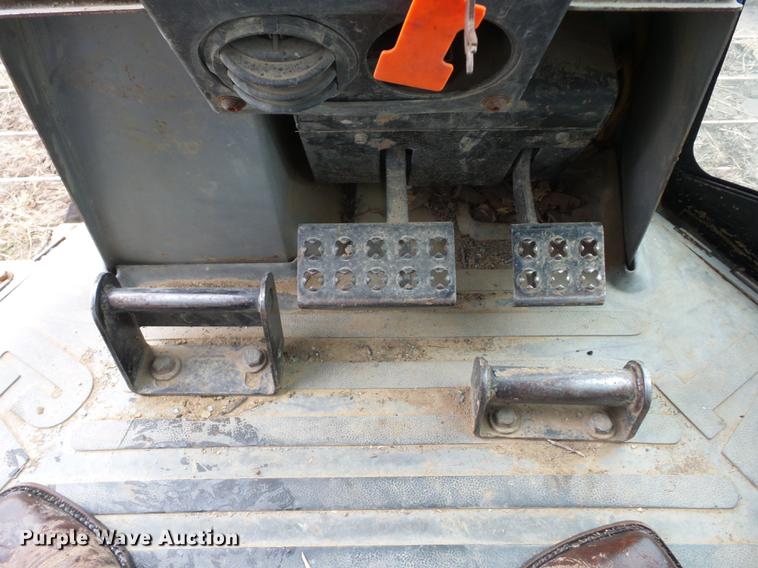 image for item K6329 2001 Caterpillar D5G LGP dozer