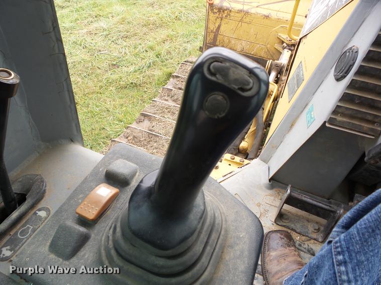 image for item K6329 2001 Caterpillar D5G LGP dozer