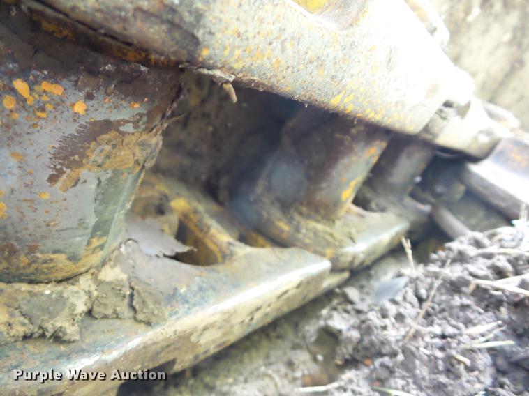 image for item K6329 2001 Caterpillar D5G LGP dozer