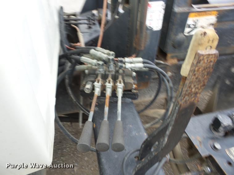 image for item K6330 1995 Ford LT8000 roll-off truck