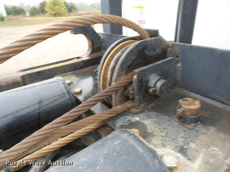 image for item K6330 1995 Ford LT8000 roll-off truck