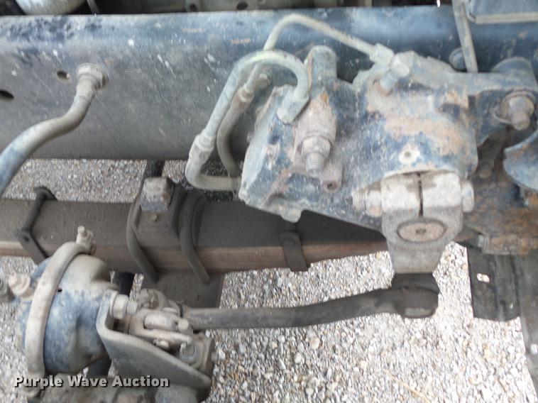 image for item K6330 1995 Ford LT8000 roll-off truck