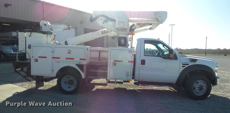 image for item K6334 2010 Ford F550 Super Duty bucket truck