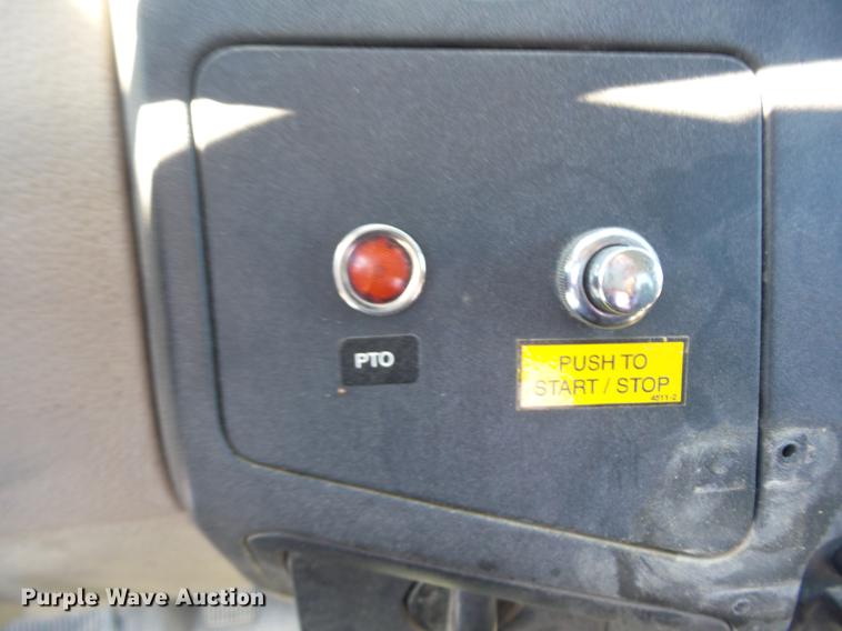 image for item K6334 2010 Ford F550 Super Duty bucket truck