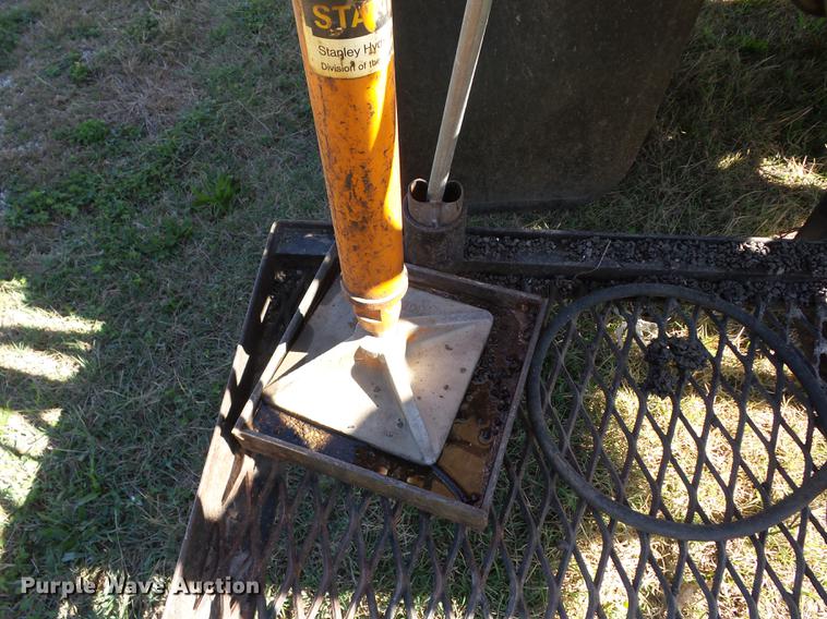 image for item K6341 Rgs Industries DTM275200 pothole patcher