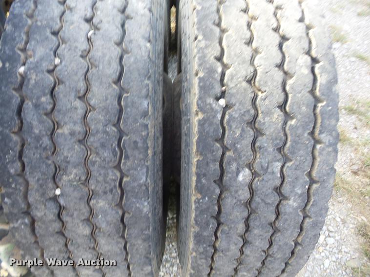 image for item K6344 1993 Freightliner M916A1 semi truck