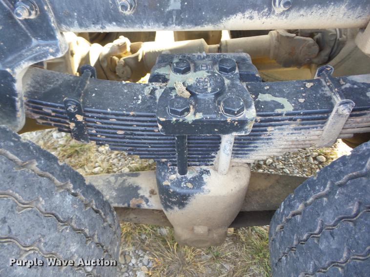 image for item K6344 1993 Freightliner M916A1 semi truck