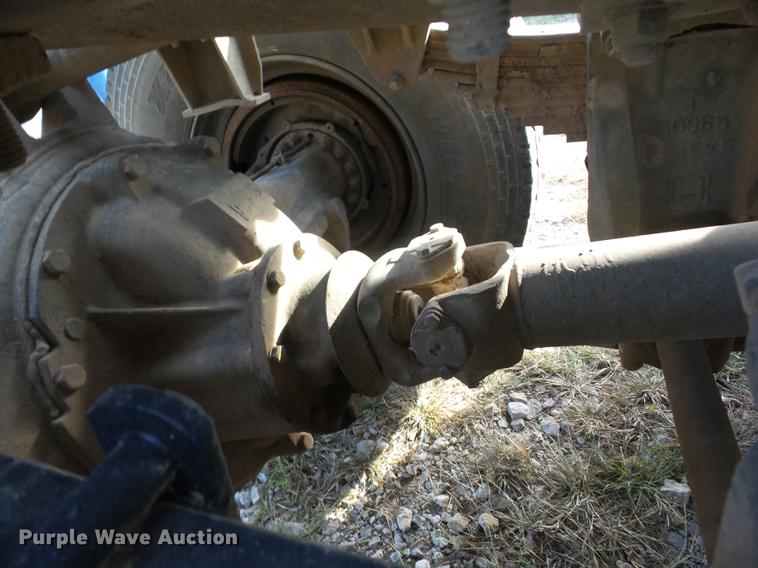 image for item K6344 1993 Freightliner M916A1 semi truck