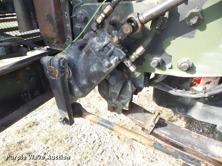 image for item K6344 1993 Freightliner M916A1 semi truck