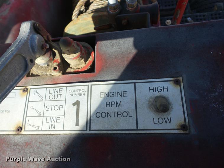 image for item K6344 1993 Freightliner M916A1 semi truck