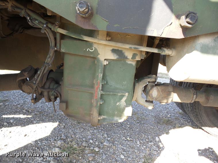 image for item K6344 1993 Freightliner M916A1 semi truck