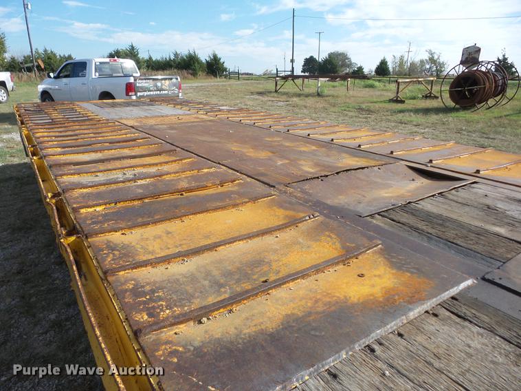 image for item K6345 2004 Ledwell hydratail equipment trailer