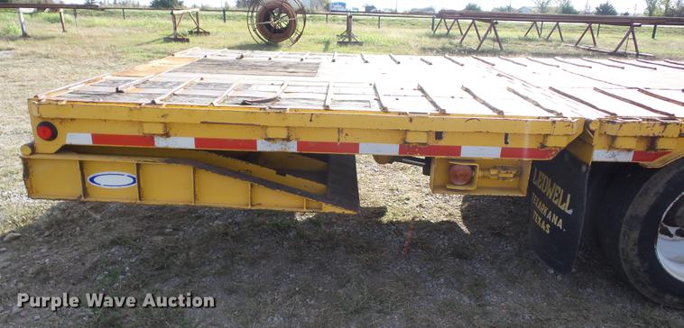 image for item K6345 2004 Ledwell hydratail equipment trailer