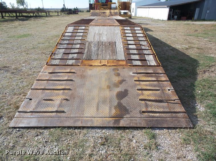 image for item K6345 2004 Ledwell hydratail equipment trailer