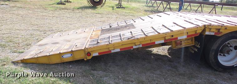 image for item K6345 2004 Ledwell hydratail equipment trailer