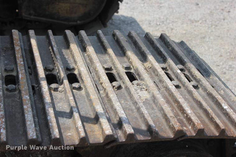 image for item L3207 2000 John Deere 120 excavator