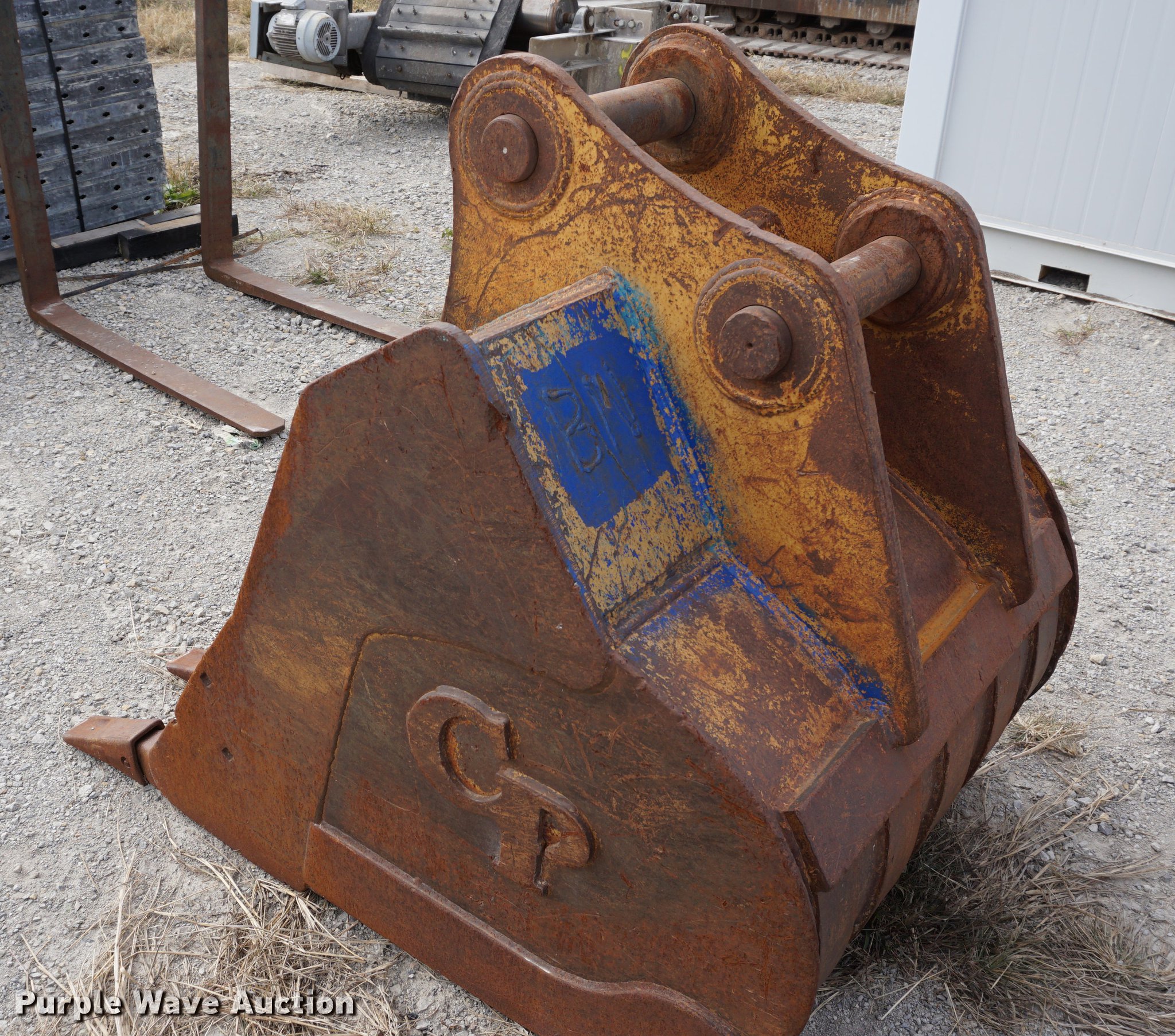 CP excavator bucket in Spring Hill, KS Item DA1341 sold Purple Wave