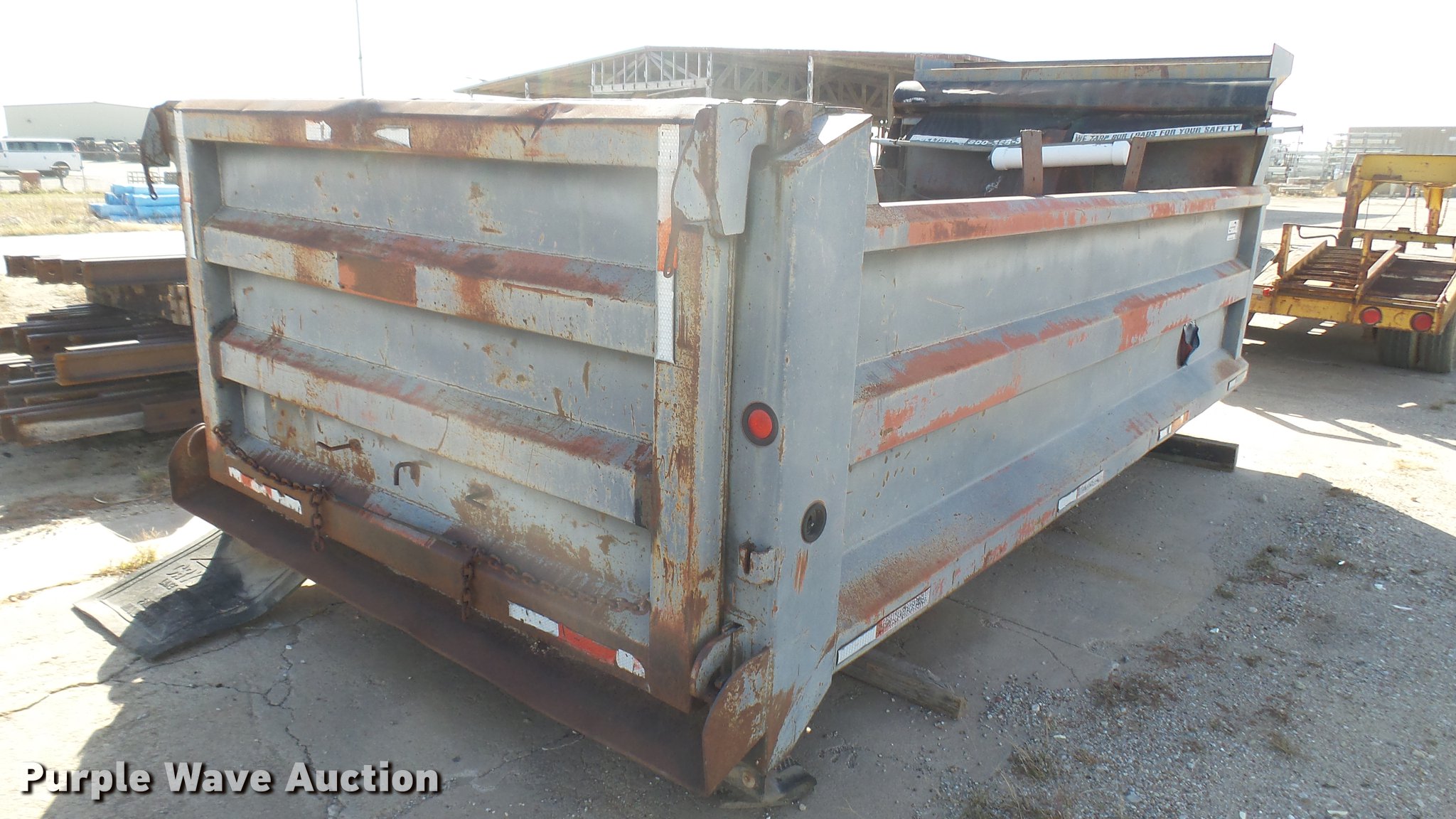 Heil HPT124015 steel dump bed in Wichita, KS Item DC1834 sold