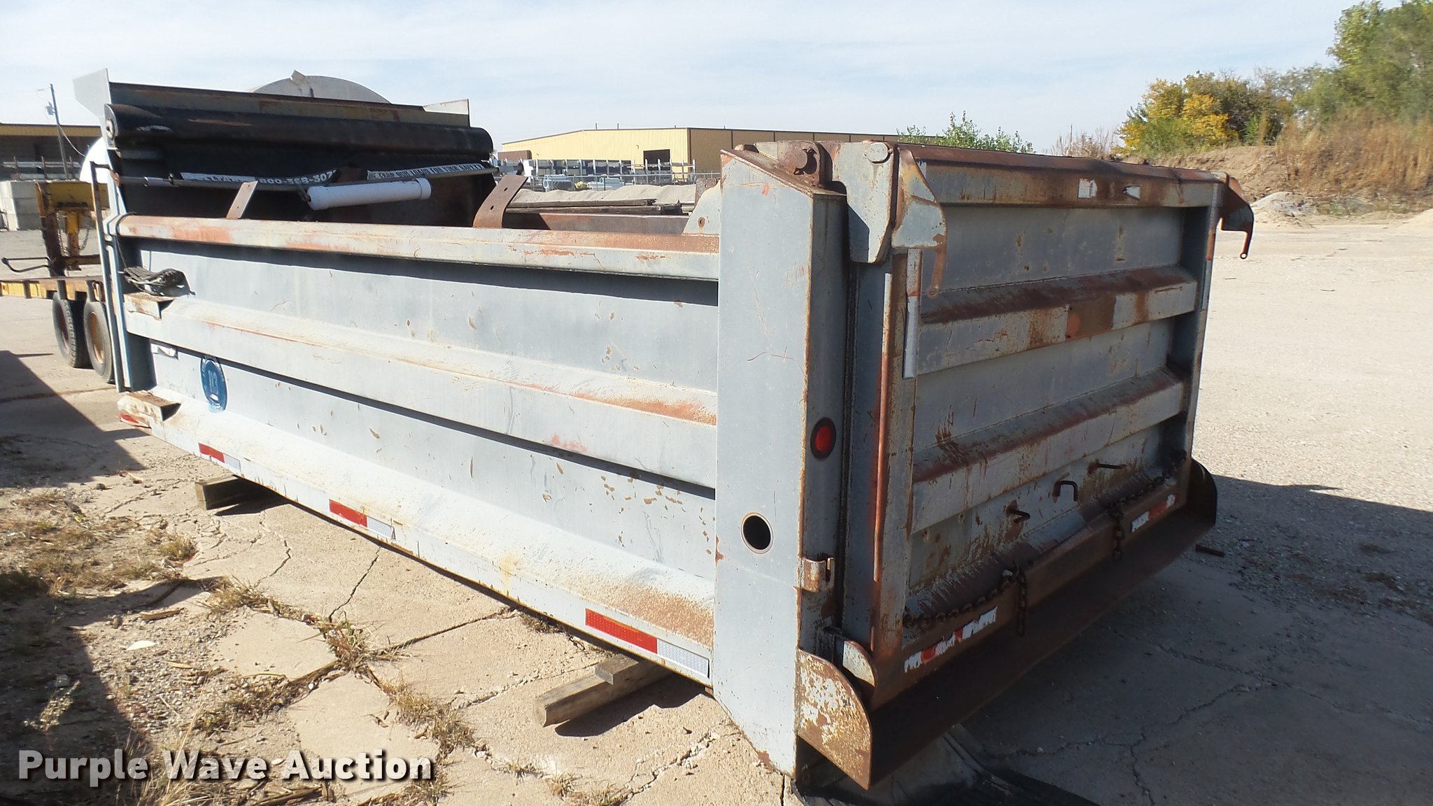 Heil HPT124015 steel dump bed in Wichita, KS Item DC1834 sold
