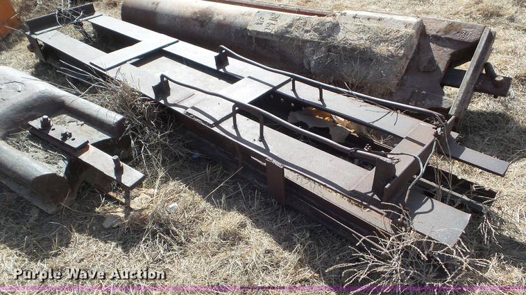 image for item CD9881 Crane boom extension and crane driving equipment