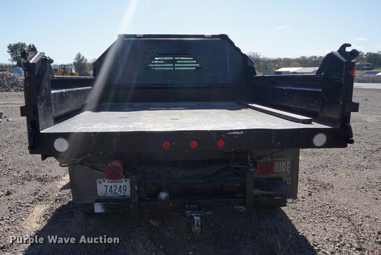 image for item DA1321 2009 Ford F350 Super Duty flatbed pickup truck