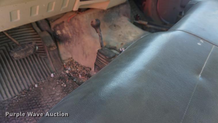 image for item DA1321 2009 Ford F350 Super Duty flatbed pickup truck