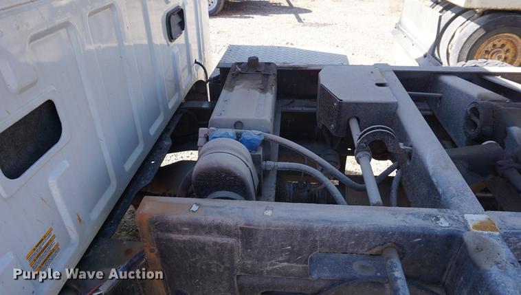 image for item DA1321 2009 Ford F350 Super Duty flatbed pickup truck