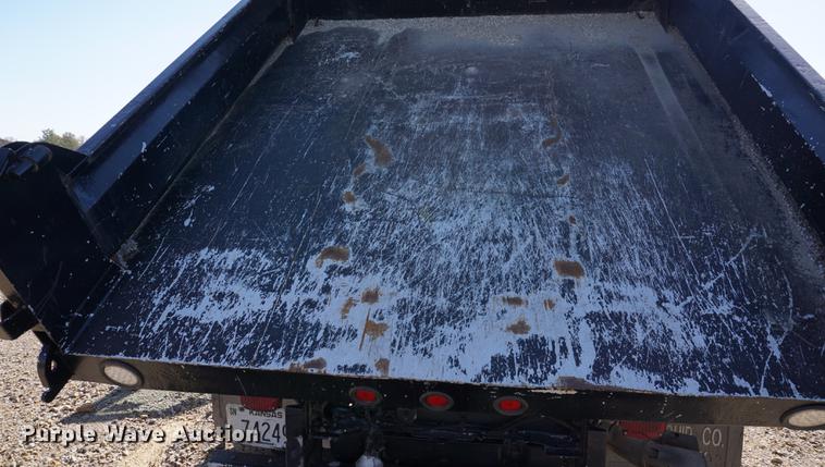 image for item DA1321 2009 Ford F350 Super Duty flatbed pickup truck