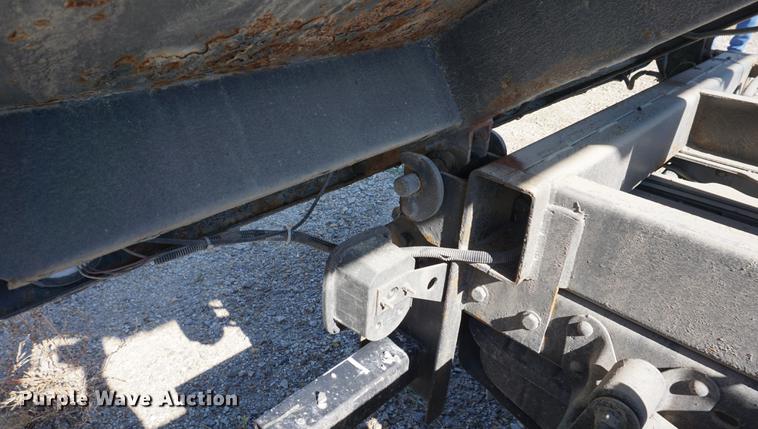 image for item DA1321 2009 Ford F350 Super Duty flatbed pickup truck