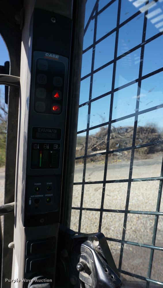 image for item DA1326 2012 Case SV300 skid steer