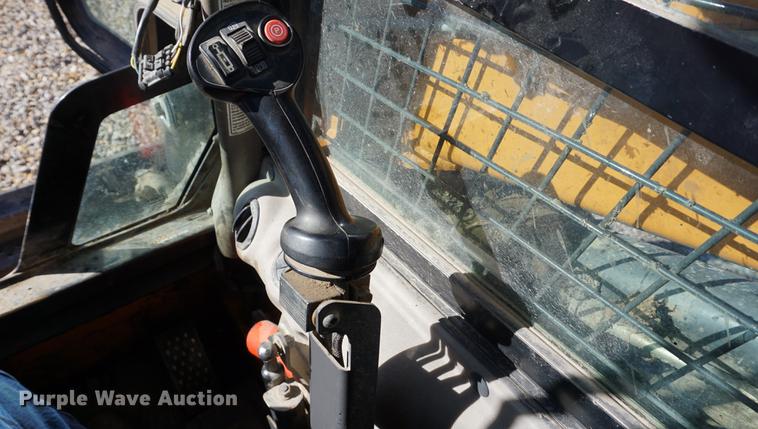 image for item DA1326 2012 Case SV300 skid steer