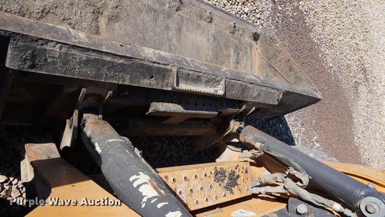 image for item DA1326 2012 Case SV300 skid steer