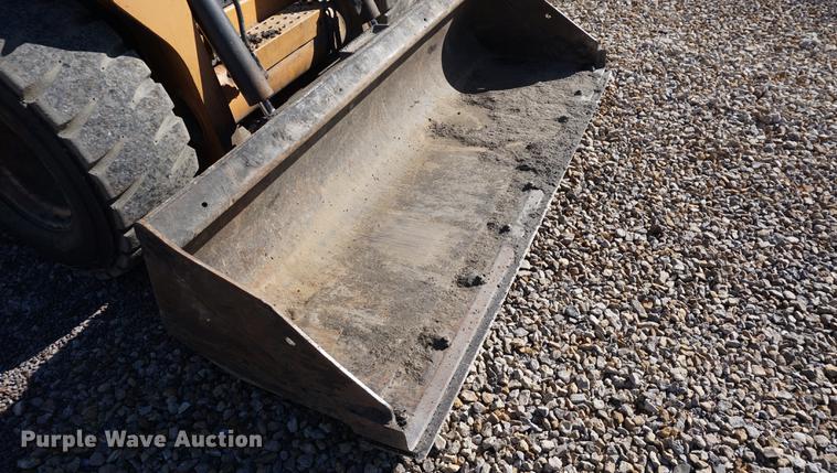 image for item DA1326 2012 Case SV300 skid steer