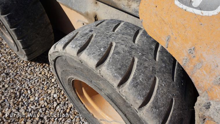 image for item DA1326 2012 Case SV300 skid steer