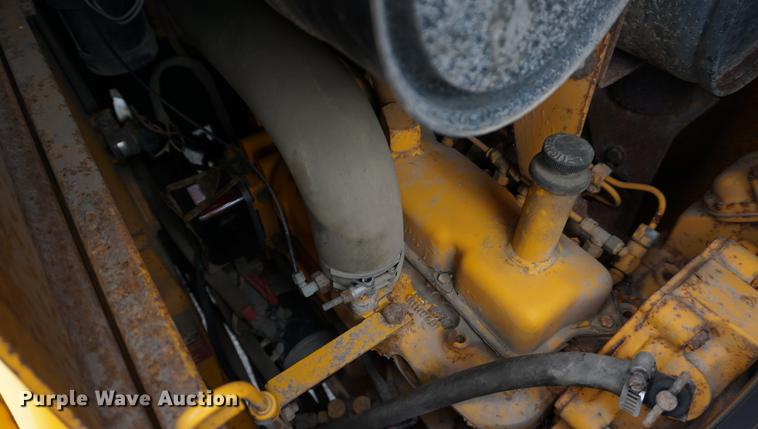 image for item DA1357 1992 John Deere 310D backhoe