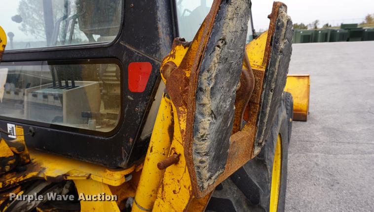 image for item DA1357 1992 John Deere 310D backhoe