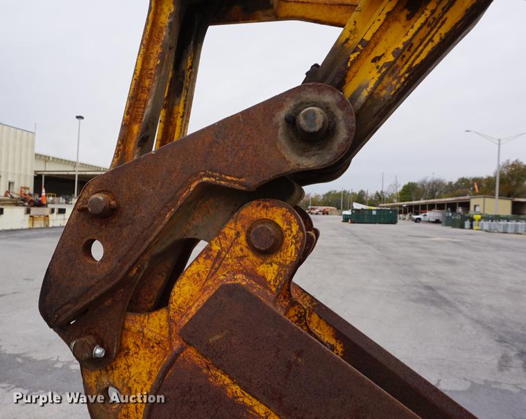 image for item DA1357 1992 John Deere 310D backhoe