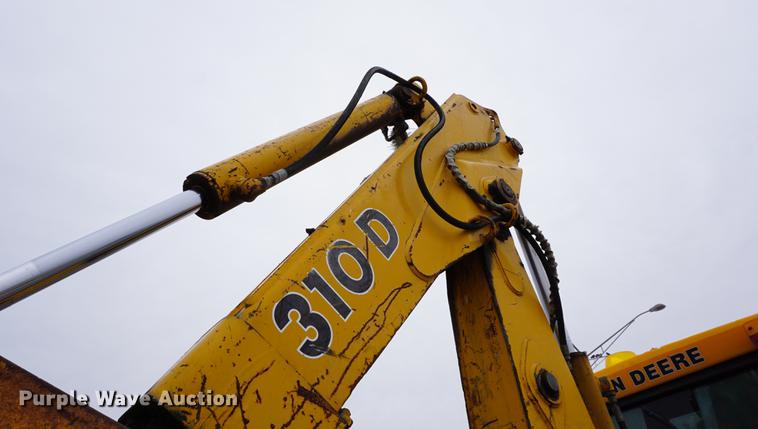 image for item DA1357 1992 John Deere 310D backhoe