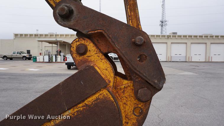 image for item DA1357 1992 John Deere 310D backhoe