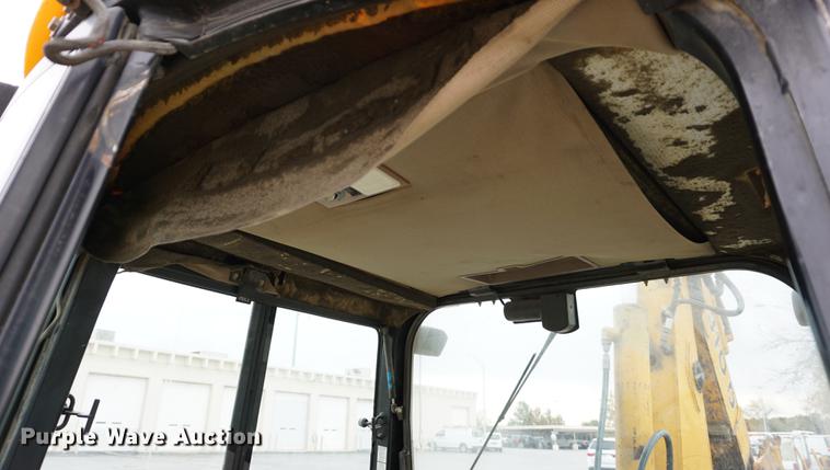 image for item DA1358 1992 John Deere 310D backhoe