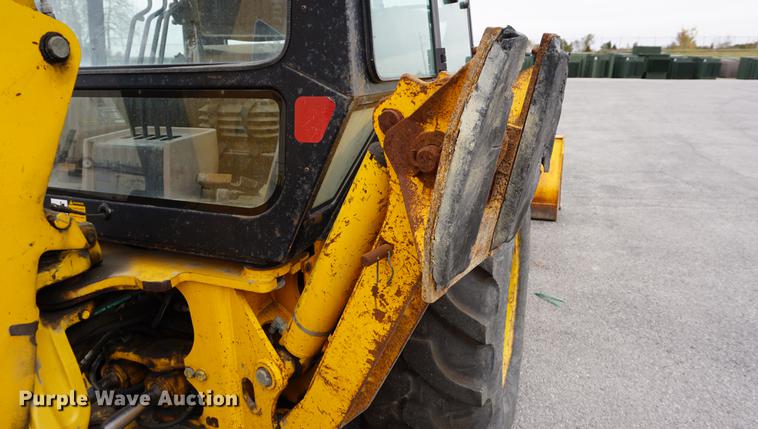 image for item DA1358 1992 John Deere 310D backhoe