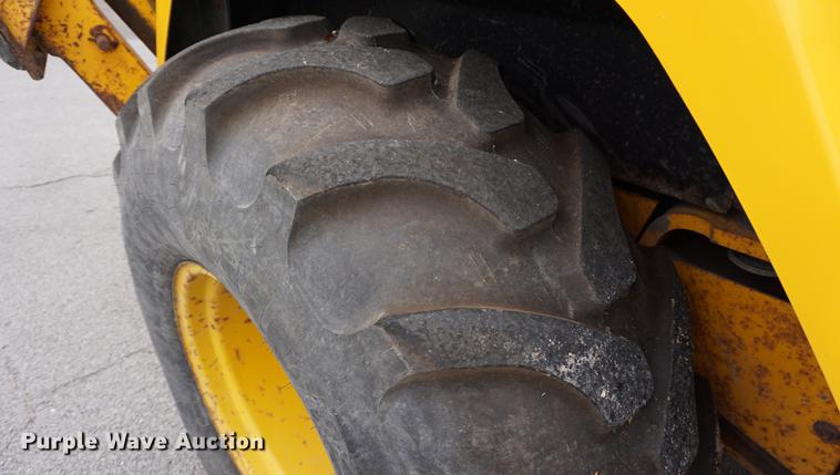 image for item DA1358 1992 John Deere 310D backhoe