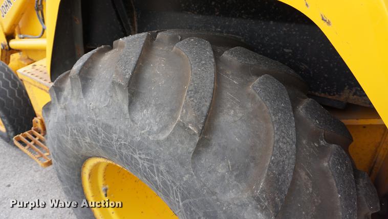 image for item DA1358 1992 John Deere 310D backhoe