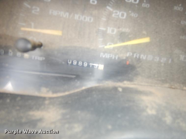 image for item DA1359 1999 Chevrolet C2500 pickup truck