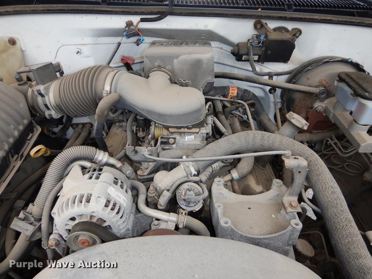 image for item DA1359 1999 Chevrolet C2500 pickup truck