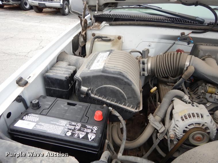 image for item DA1359 1999 Chevrolet C2500 pickup truck