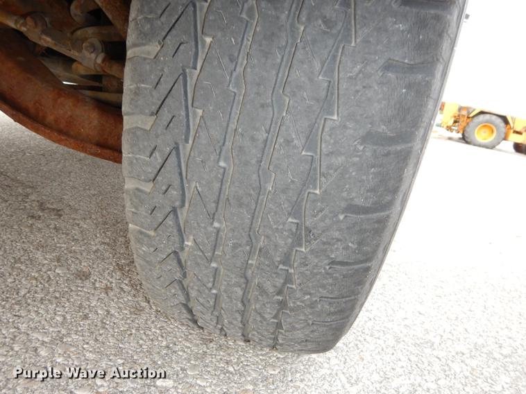 image for item DA1359 1999 Chevrolet C2500 pickup truck