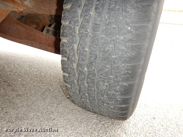 image for item DA1359 1999 Chevrolet C2500 pickup truck