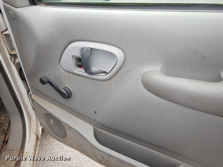 image for item DA1359 1999 Chevrolet C2500 pickup truck